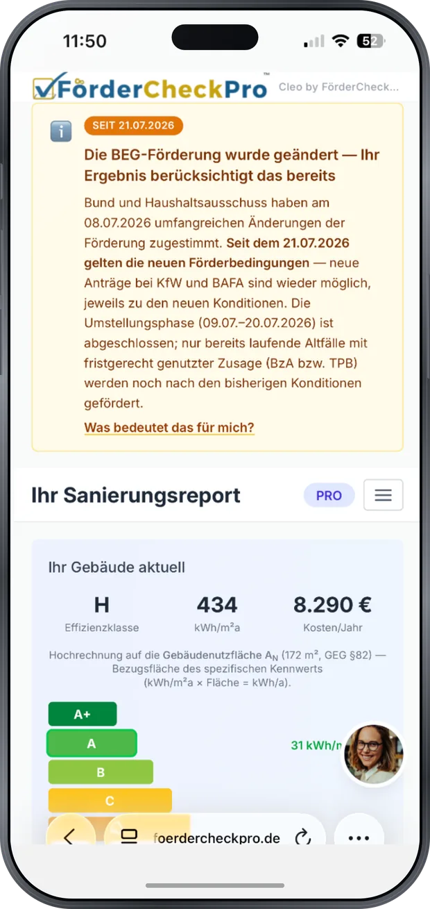 Cleos Sanierungsreport auf dem iPhone: Hinweis auf die geänderte BEG-Förderung, darunter Effizienzklasse H mit 434 kWh/m²a und 8.290 Euro Energiekosten im Jahr